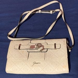 Cream Guess clutch/ small bag